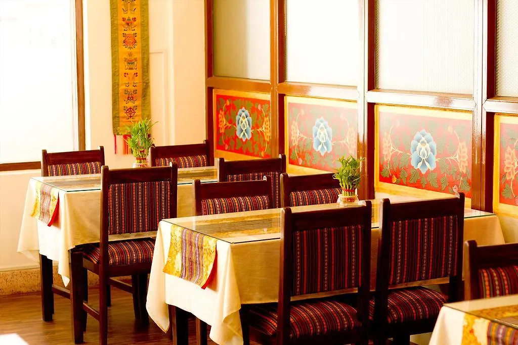 Hotel Yambu Катманду