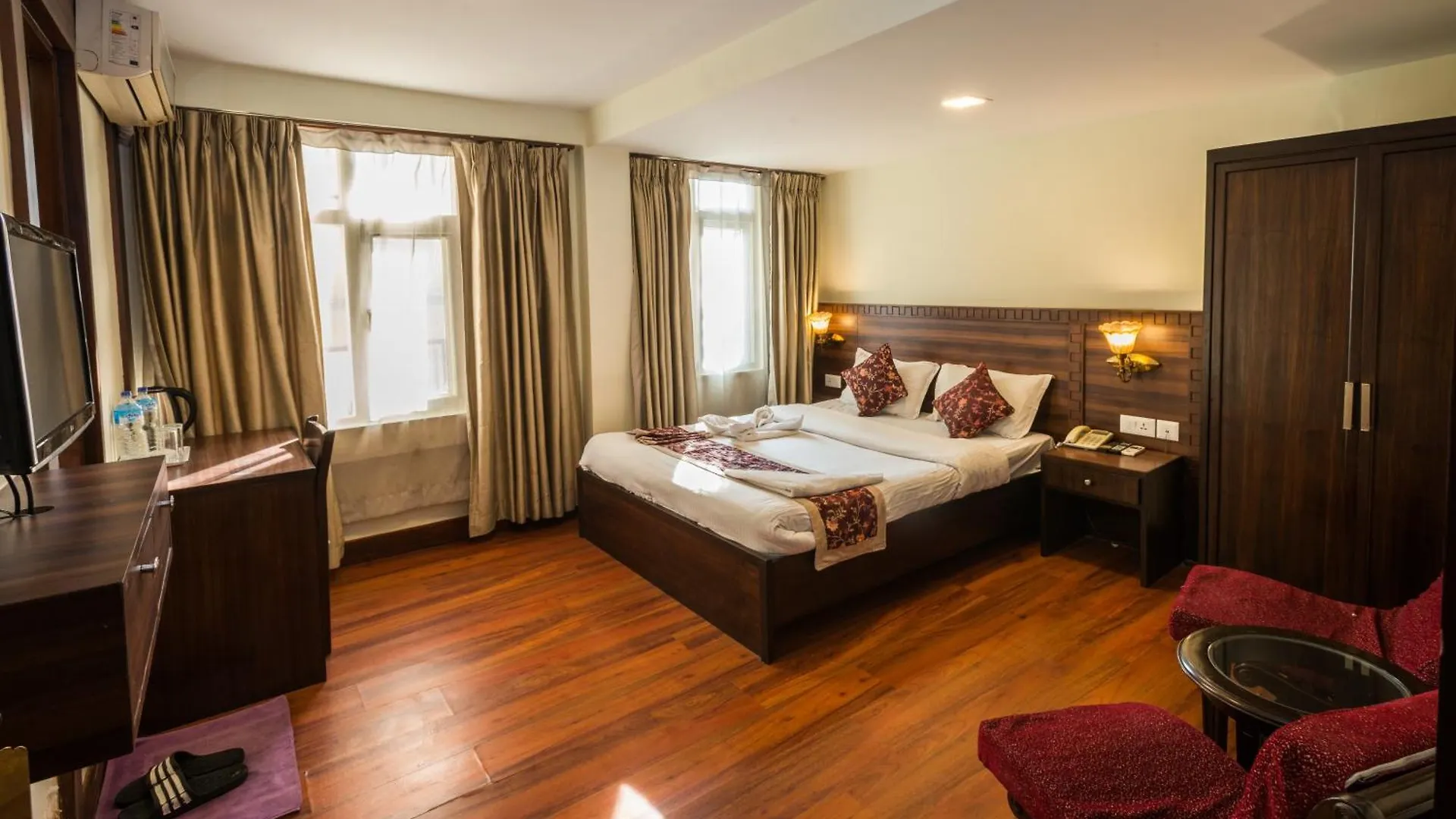 ***  Hotel Yambu Катманду Непал