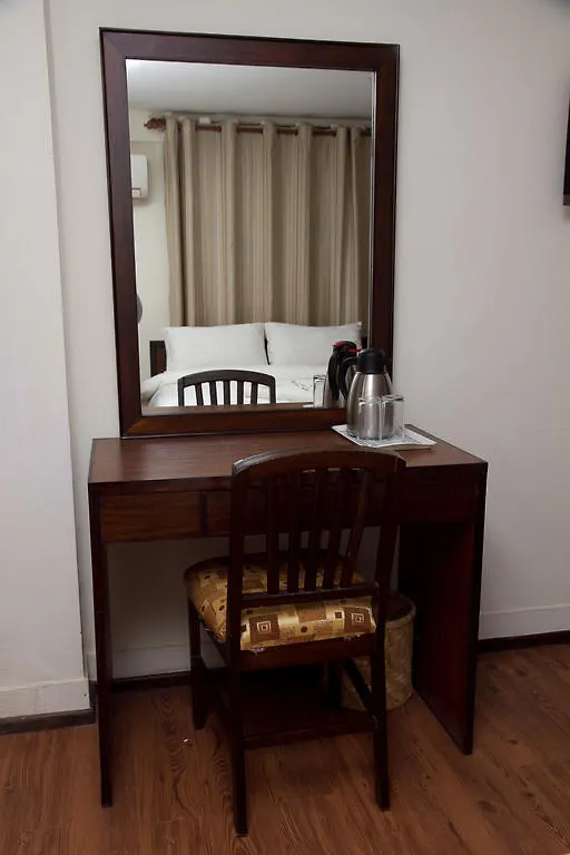 Hotel Yambu Катманду